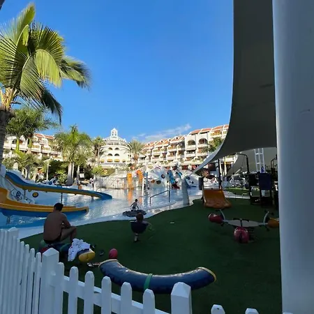 In The Golden Mile Tenerife Playa de las Americas (Tenerife)